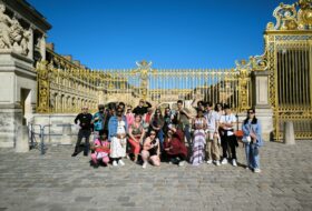 Des stagiaires à Versailles