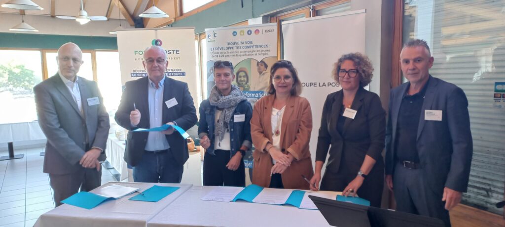 [Signature d’une convention de partenariat – La Poste Groupe Grand Est / Formaposte Ile de France]